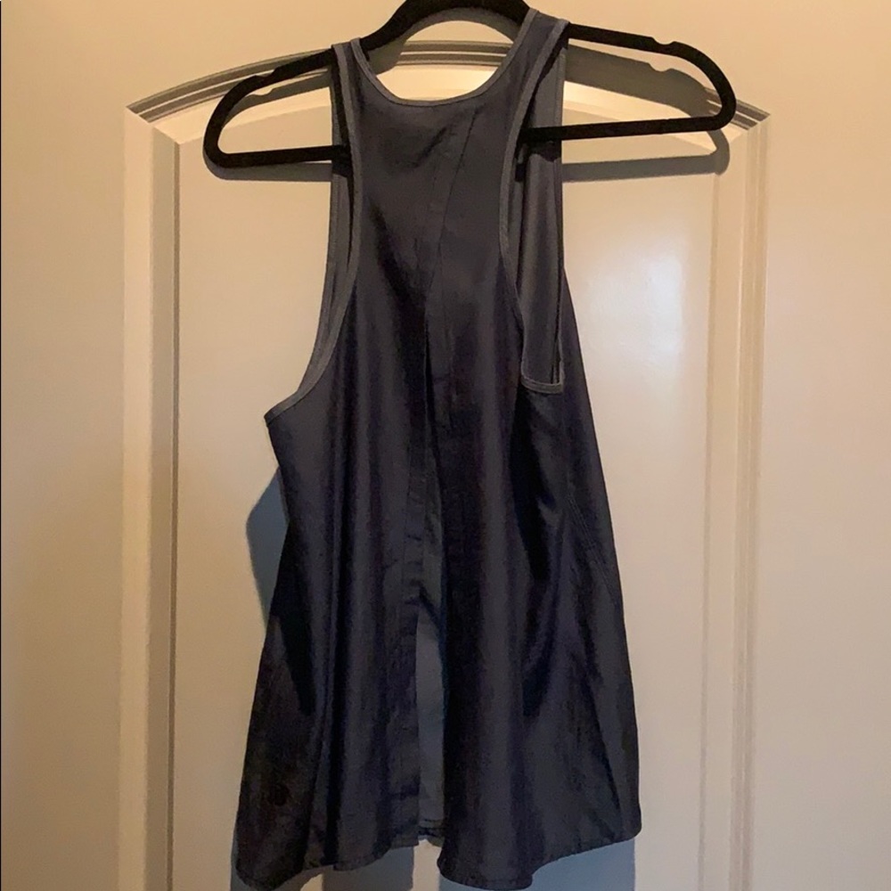 Lululemon Split Back Chambray Tank - image 6